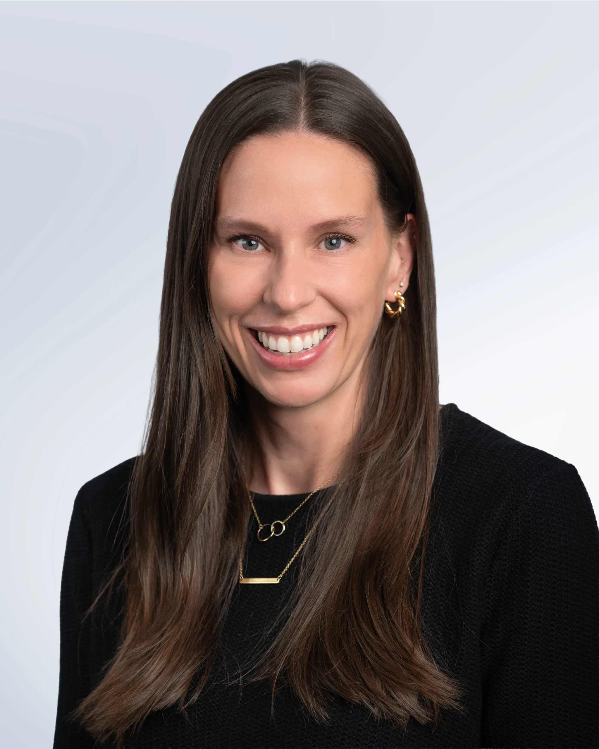 Headshot of Jessica Hearn