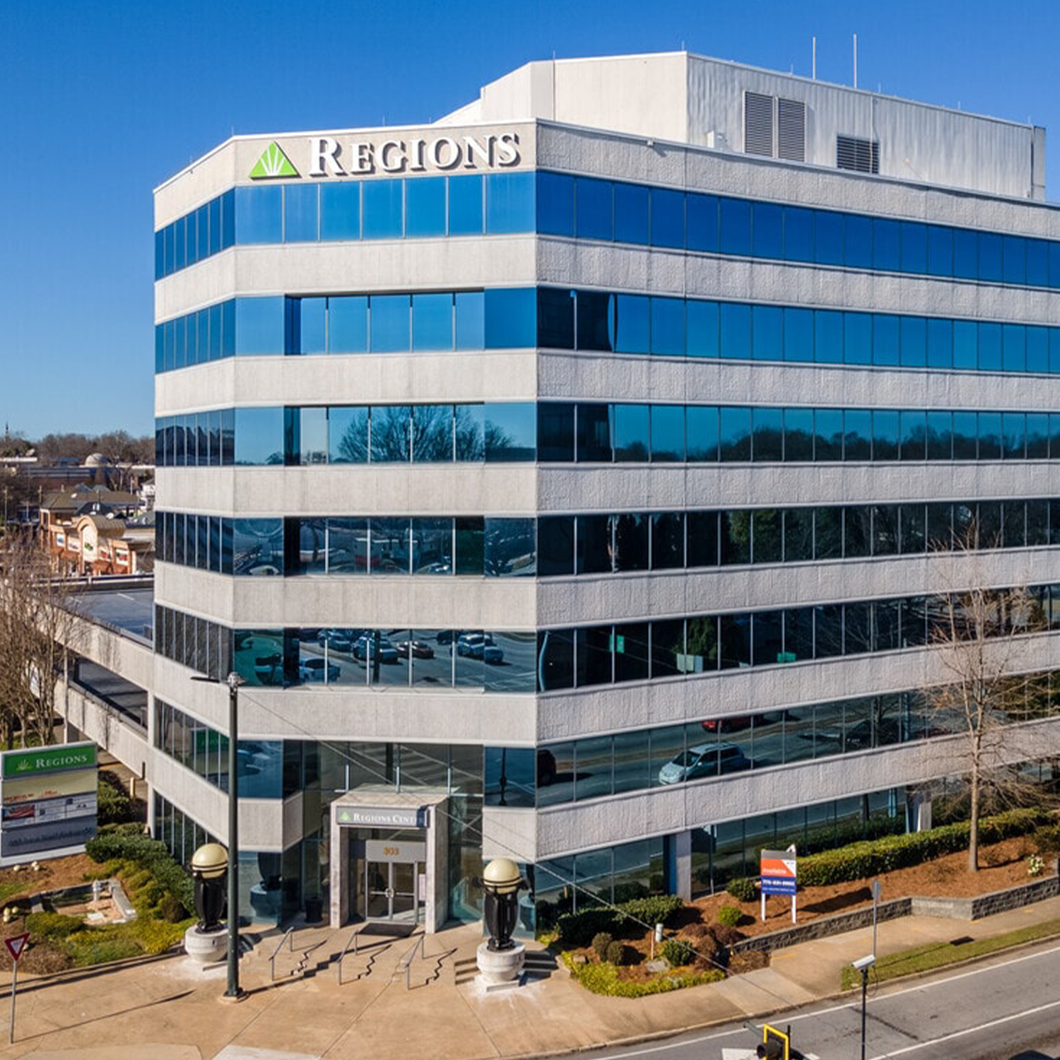 Exterior photo of the Region Building, home to the UGA SBDC in Gainesville