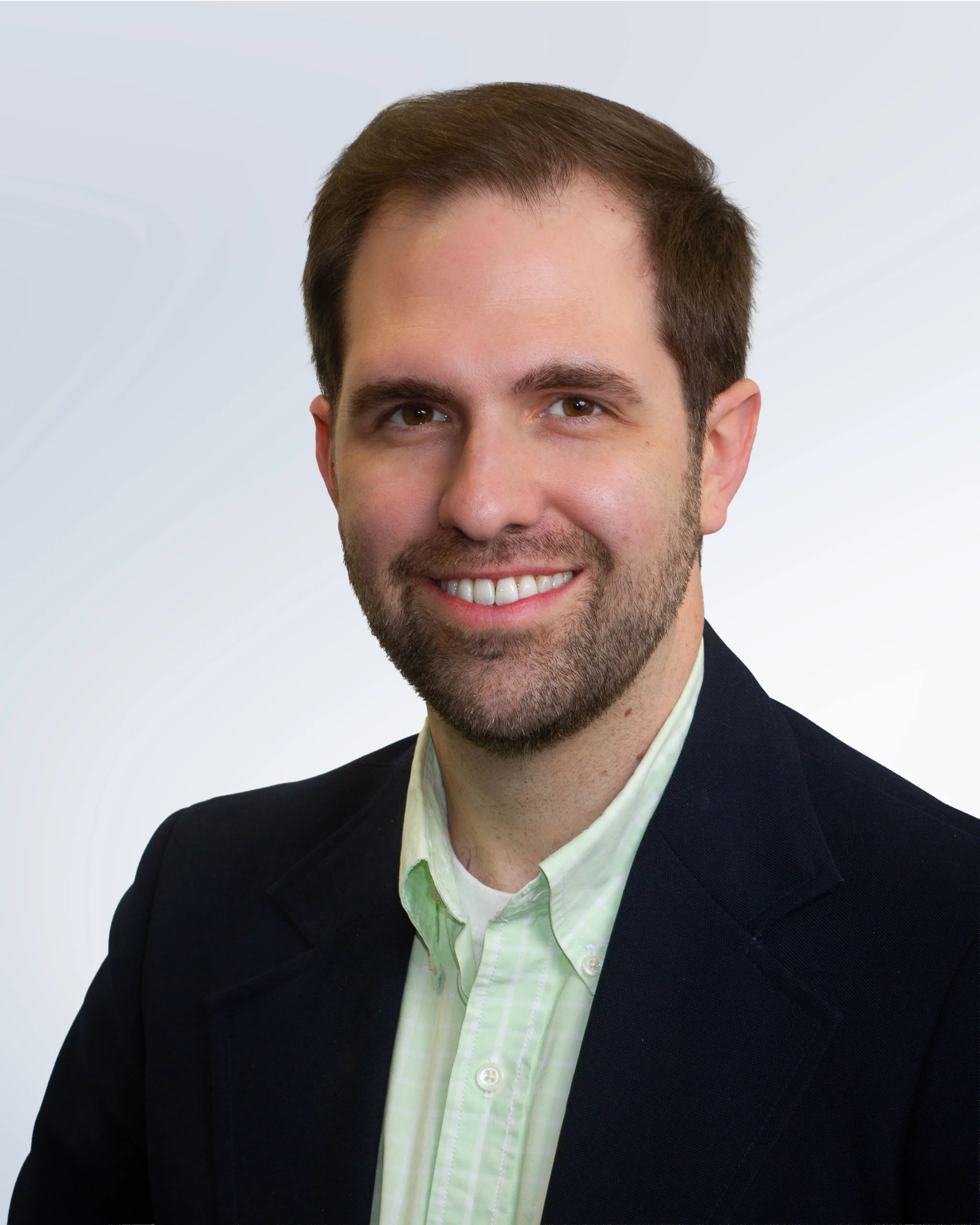 Headshot of business consultant Matthew Oleson
